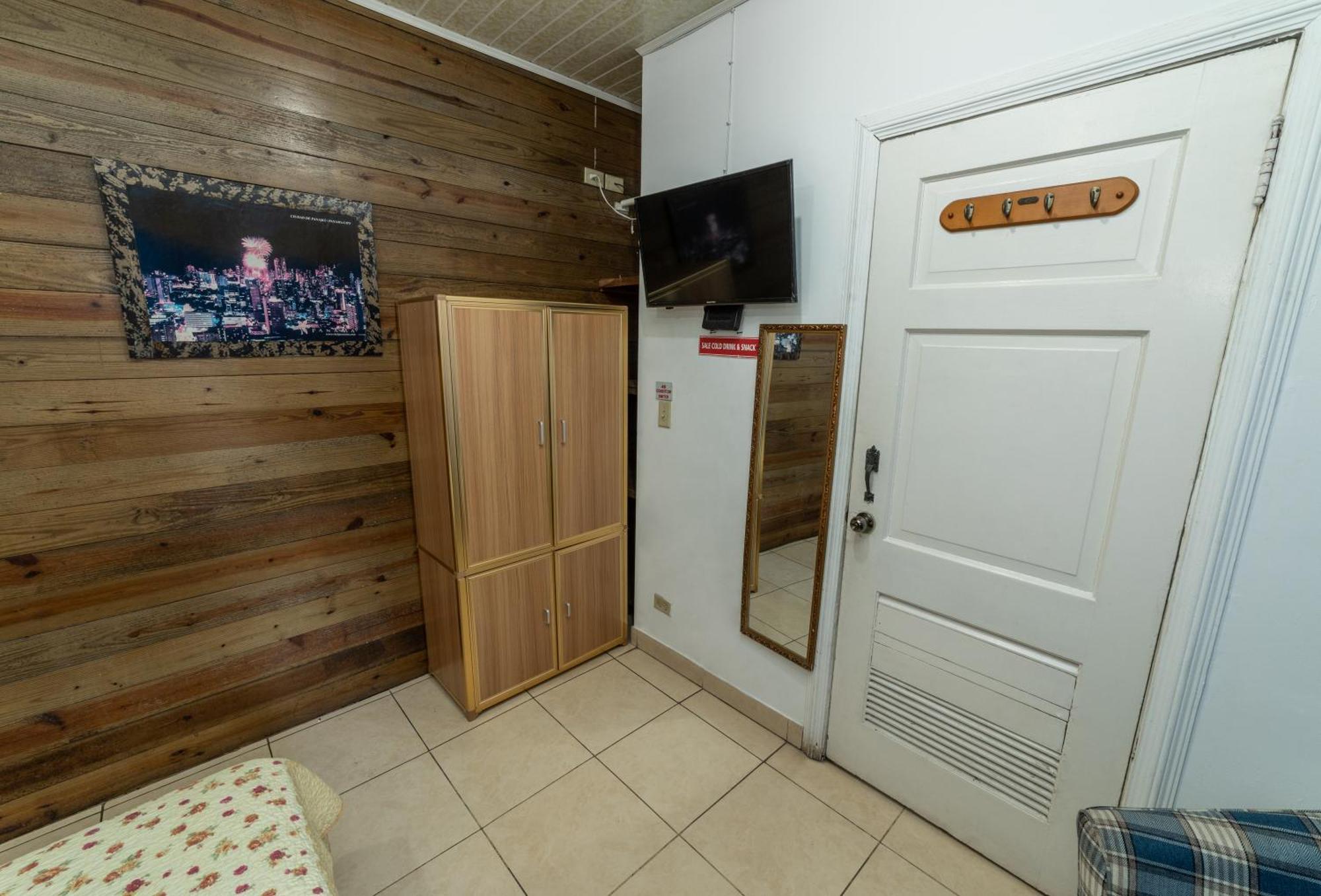 Hostal Amador Familiar Panamaváros Szoba fotó